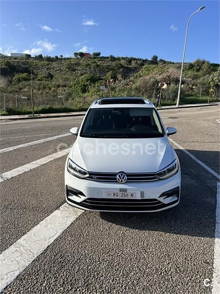 Usado VW Touran Advance 150 CV (110 kW) 2018 Blanco Monovolumen