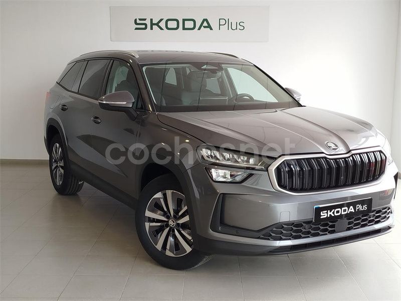 Gris / plata Nuevo 2024 Skoda Kodiaq Selection SUV | 41.900 € (Precio justo) - Imagen 1/4