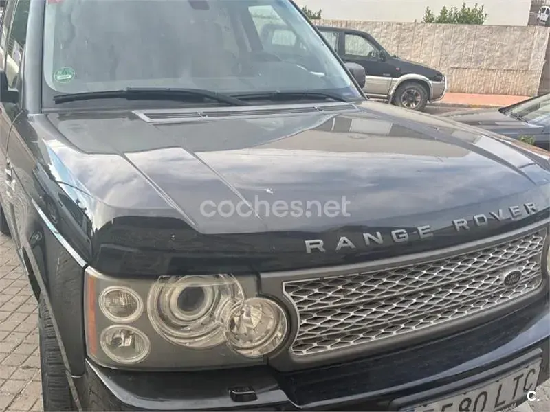 Usado Land Rover Range Rover Vogue 272 CV (200 kW) 2009 Negro SUV