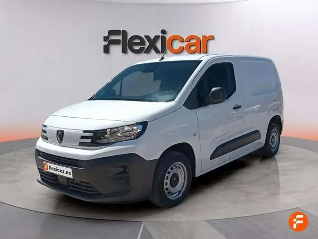Usado Peugeot TePee Access 75 CV (55 kW) 2025 Blanco Van