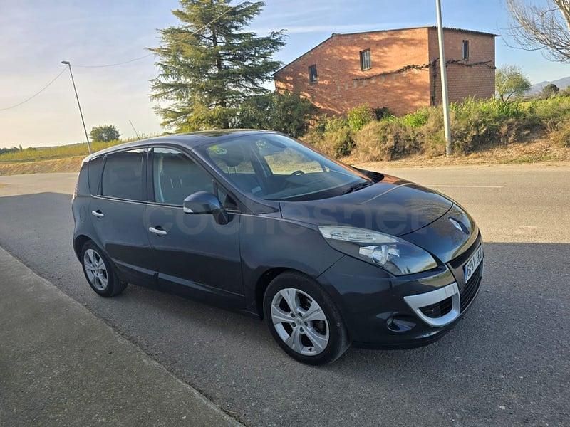 Usado Renault Scénic III Dynamique 130 CV (95 kW) 2012 Azul Monovolumen