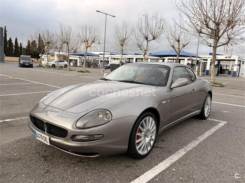 Usado Maserati Coupé 390 CV (286 kW) 2002 Gris / plata Coupe