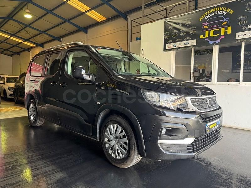 Usado Peugeot Rifter Active 130 CV (95 kW) 2019 Negro Monovolumen