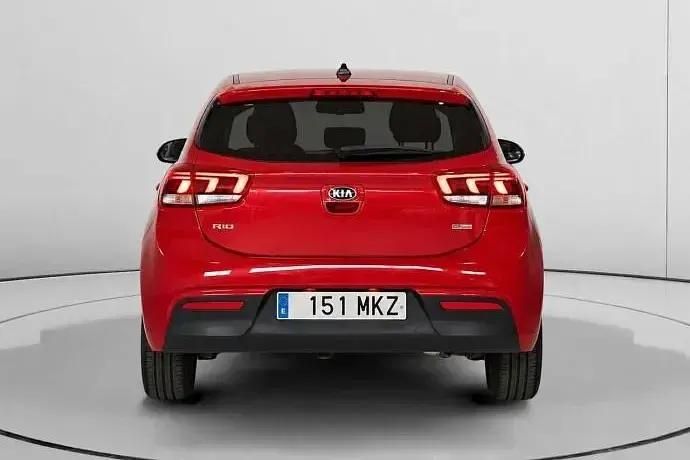 Usado Kia Rio 100 CV (73 kW) 2017