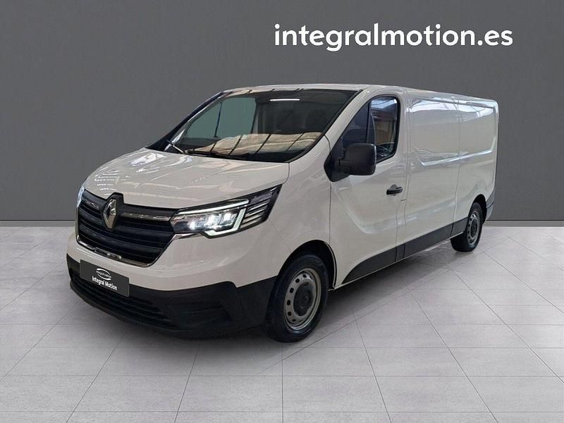 Usado Renault Trafic 130 CV (95 kW) 2023 Blanco Monovolumen