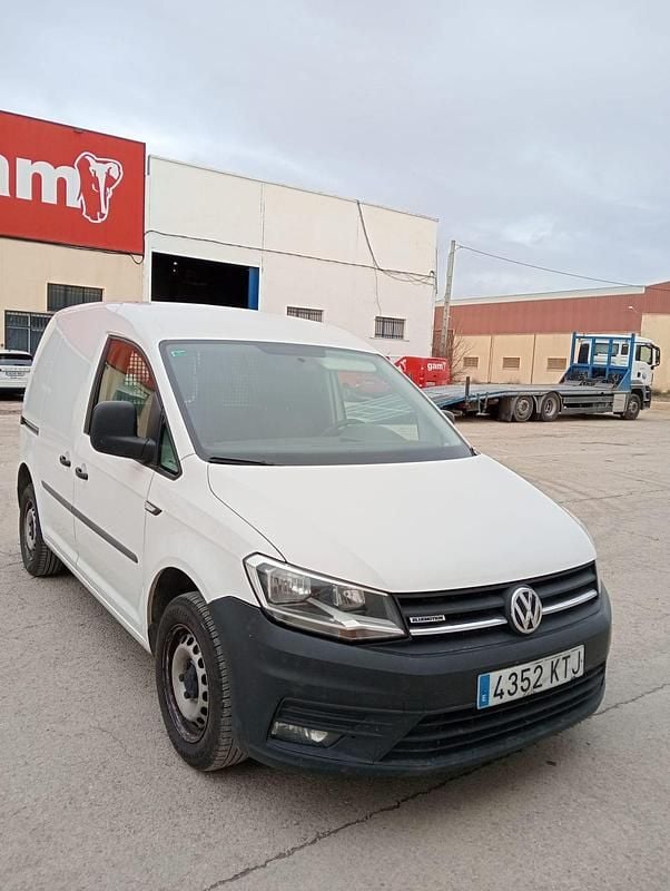 Usado VW Caddy Edition 131 CV (96 kW) 2019 Blanco Monovolumen