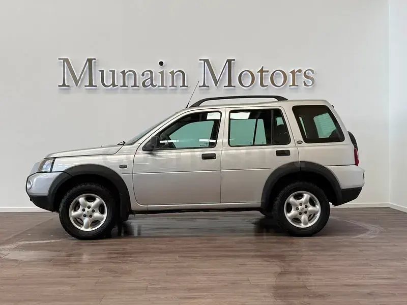 Usado Land Rover Freelander 2 112 CV (82 kW) 2006 Gris / plata SUV