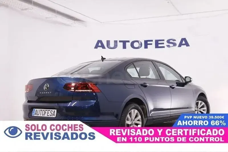 Usado VW Passat Business 122 CV (89 kW) 2020 Azul Berlina