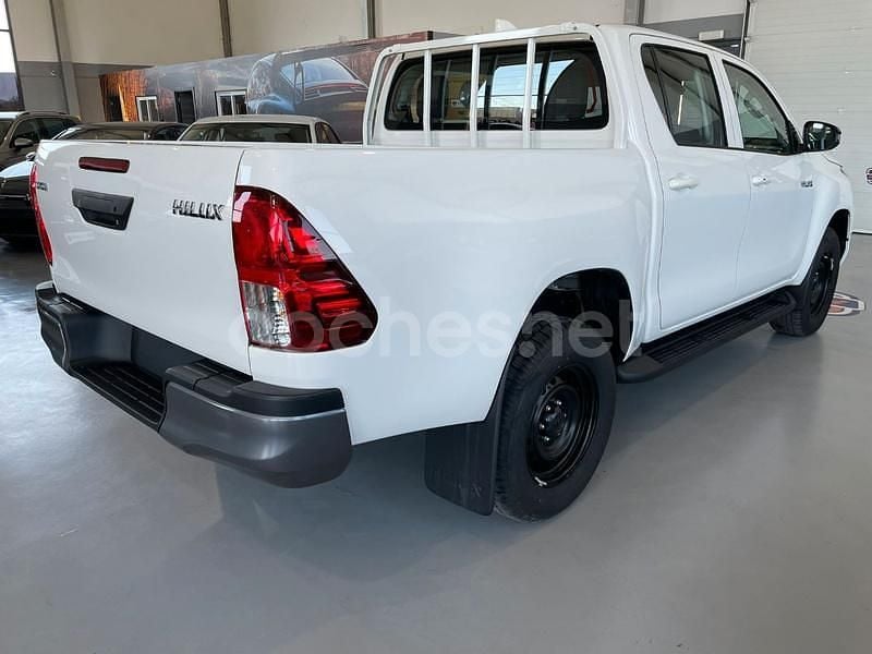 Nuevo Toyota HiLux Sport 204 CV (150 kW) 2025 Blanco Pickup/Camioneta