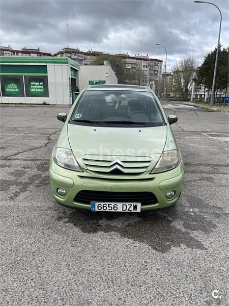 Usado Citroën C3 70 HP (51 kW) 2006 Verde Sedan