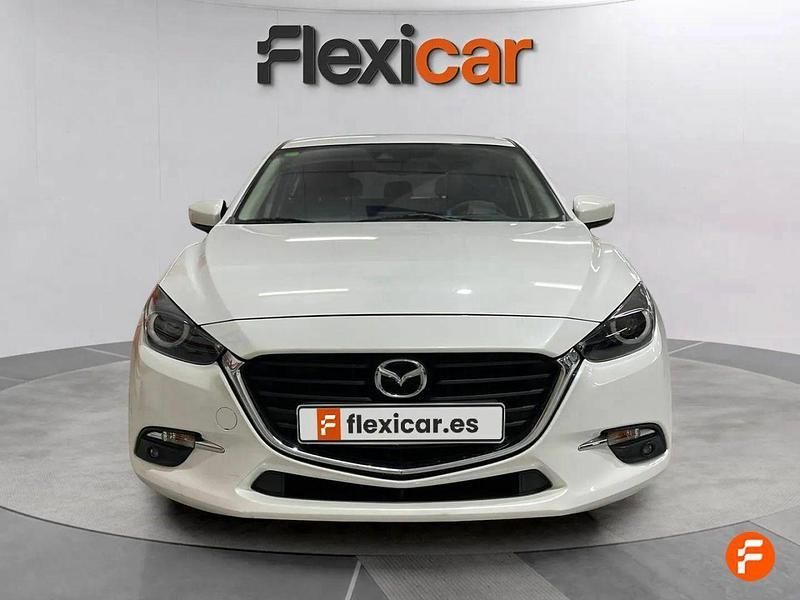 Usado Mazda 3 120 CV (88 kW) 2017 Blanco Berlina