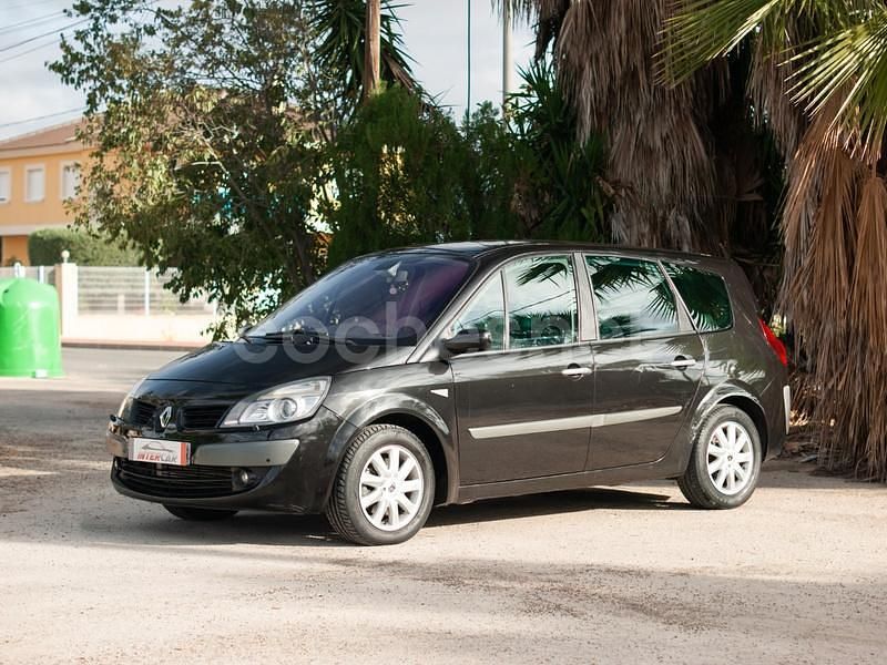 Usado Renault Grand Scénic II Dynamique 130 CV (95 kW) 2008 Negro Monovolumen