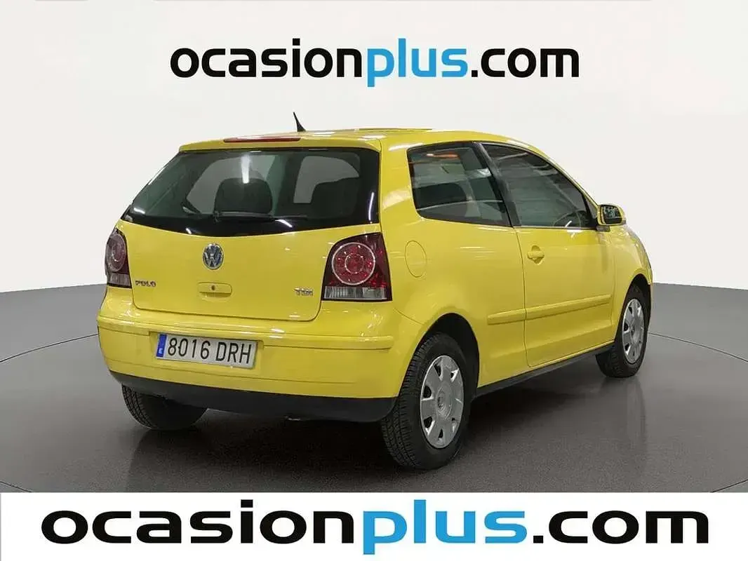Usado VW Polo Match 69 CV (50 kW) 2005 Amarillo Utilitario