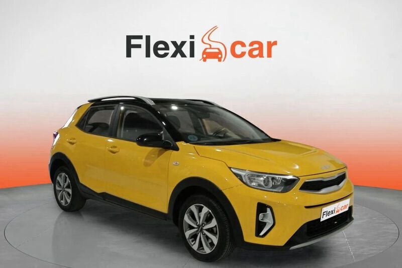 Amarillo Usado 2023 Kia Stonic SUV | 12.890 € (Precio justo) - Imagen 1/4