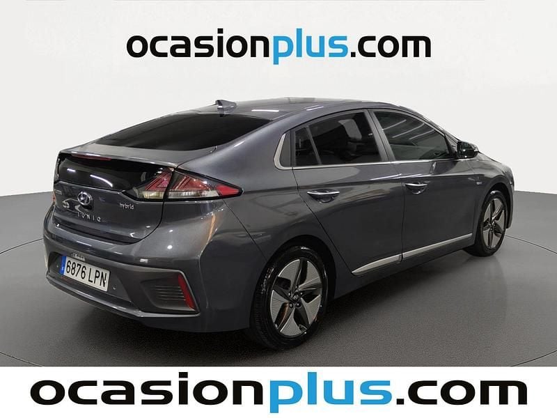 Usado Hyundai Ioniq 141 CV (103 kW) 2021 Gris Utilitario