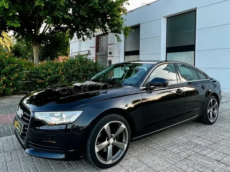 Usado Audi A6 177 CV (130 kW) 2013 Negro Berlina
