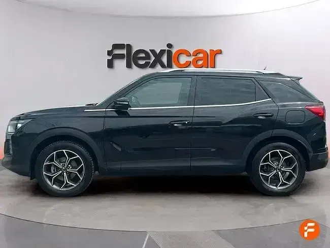 Usado SsangYong Korando Limited 149 CV (109 kW) 2023 Negro