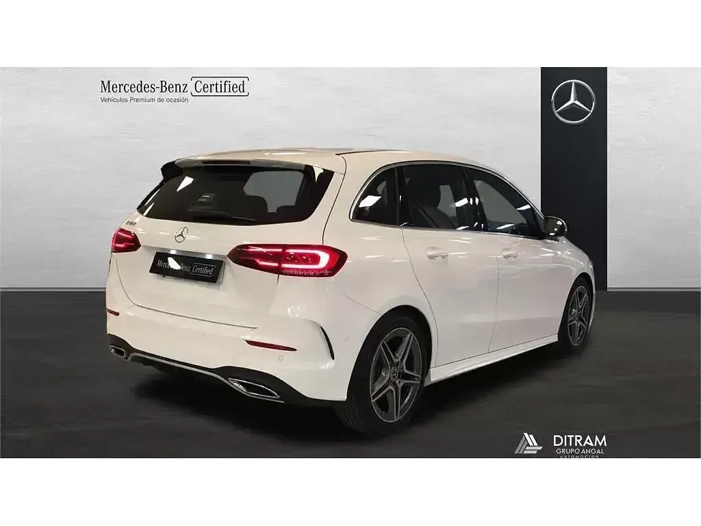 Usado Mercedes B180 136 CV (100 kW) 2020 Blanco polar Utilitario
