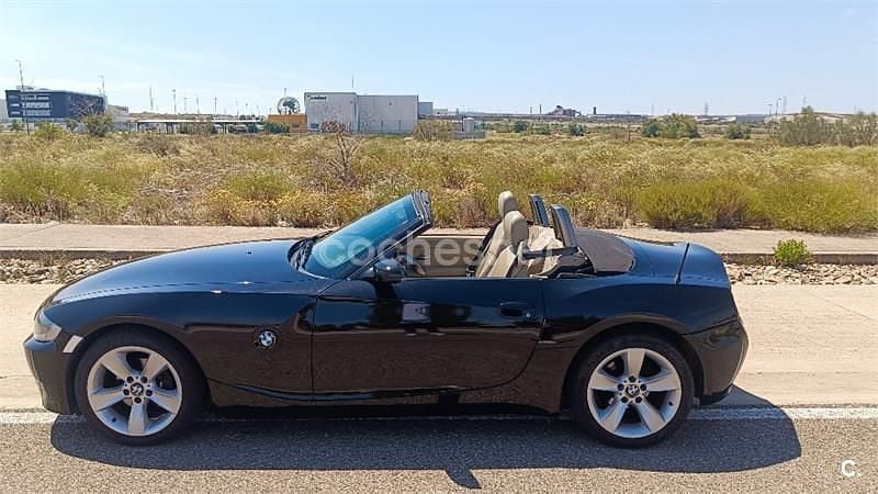 Usado BMW Z4 150 HP (110 kW) 2007 Preto Cabrios