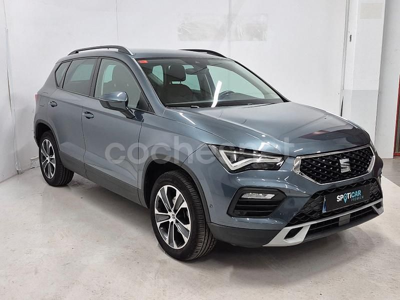 Usado Seat Ateca Style 150 CV (110 kW) 2021 Gris / plata SUV