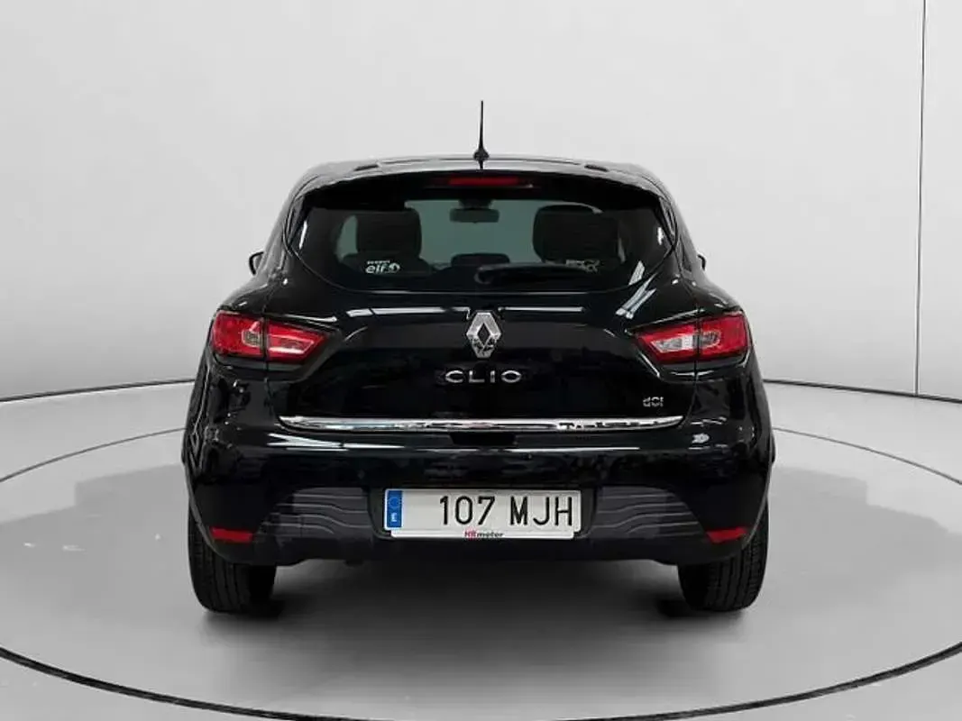 Usado Renault Clio Expression 90 CV (66 kW) 2016 Negro Utilitario