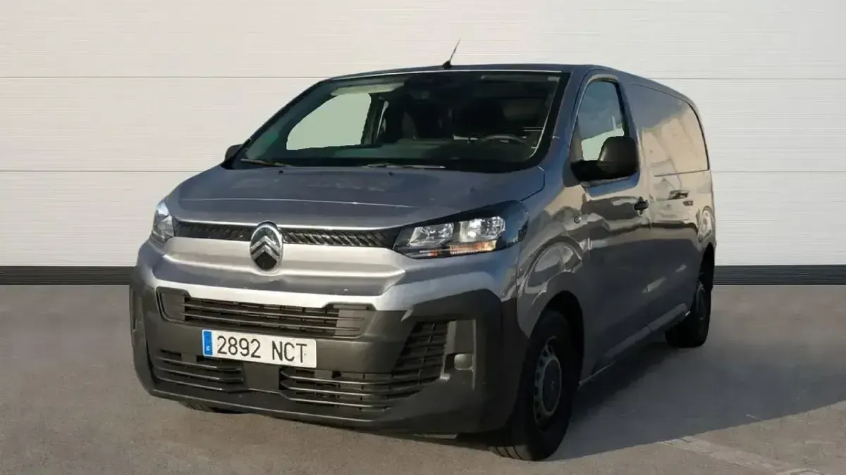 Käytetty Citroën Jumpy 120 HP (88 kW) 2025 Harmaa Tila-auto