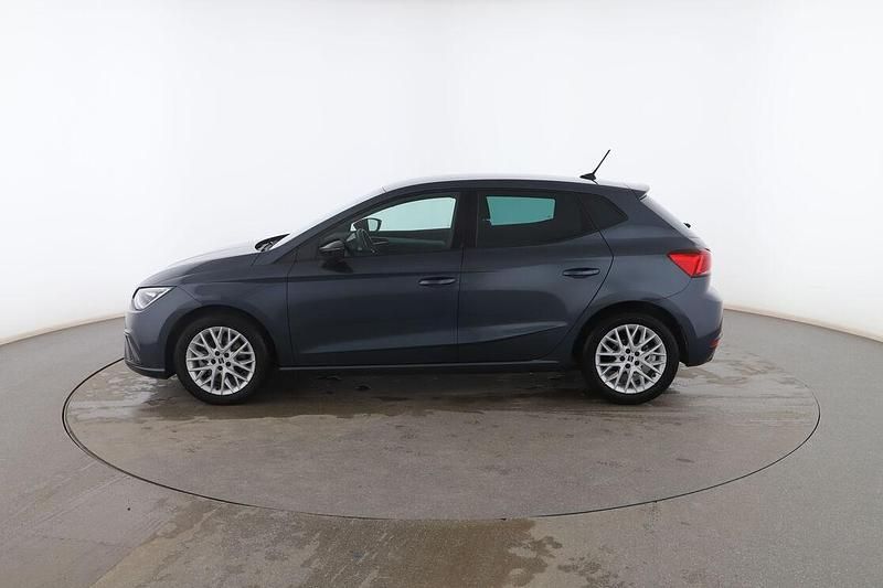 Usado Seat Ibiza FR 110 CV (80 kW) 2023 Gris Utilitario