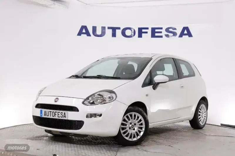Blanco Usado 2013 Fiat Punto Easy Utilitario | 6350 € (Precio justo) - Imagen 1/4