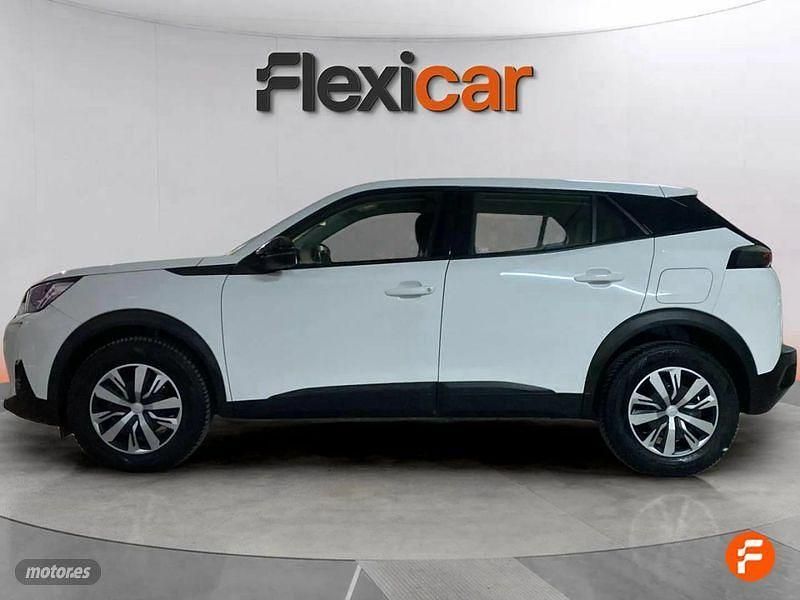 Usado Peugeot 2008 Active 100 CV (73 kW) 2022 Blanco SUV
