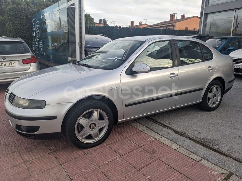 Gris / plata Usado 2003 Seat Toledo Berlina | 1490 € (Buen precio) - Imagen 1/4