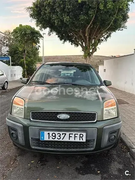 Usado Ford Fusion 90 CV (66 kW) 2008 Verde Utilitario
