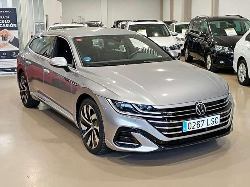 Usado VW Arteon R-line 218 CV (160 kW) 2021 Plateado Familiar