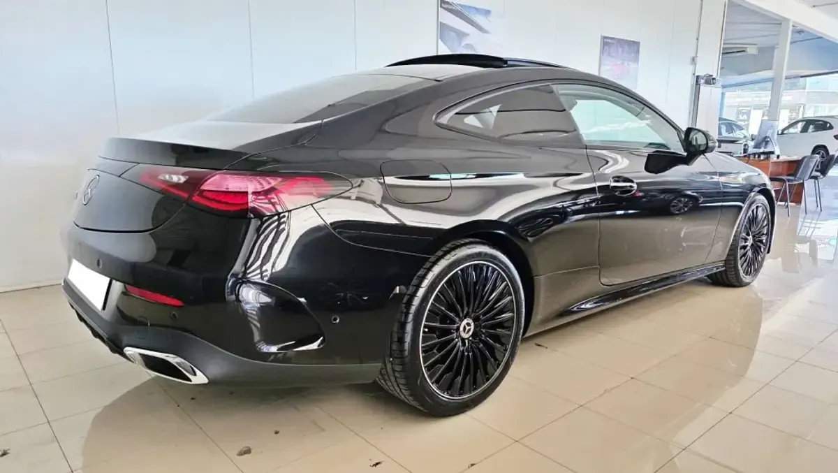 Usado Mercedes CLE220 197 CV (144 kW) 2025 Negro Coupe