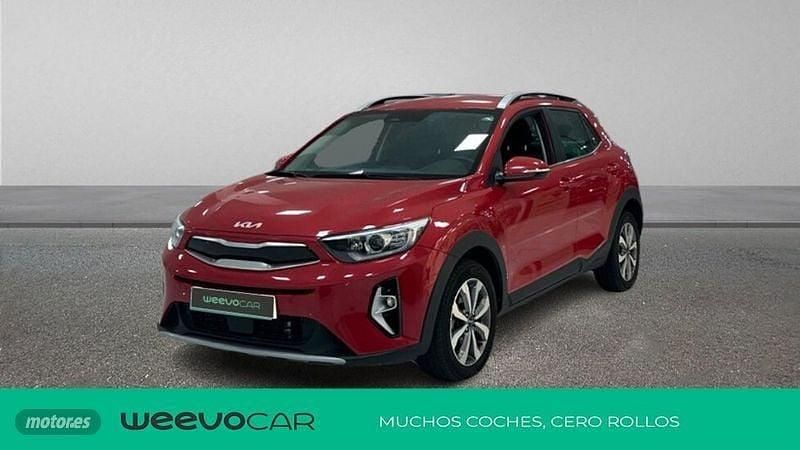 Usado Kia Stonic 100 CV (73 kW) 2024 Rojo SUV