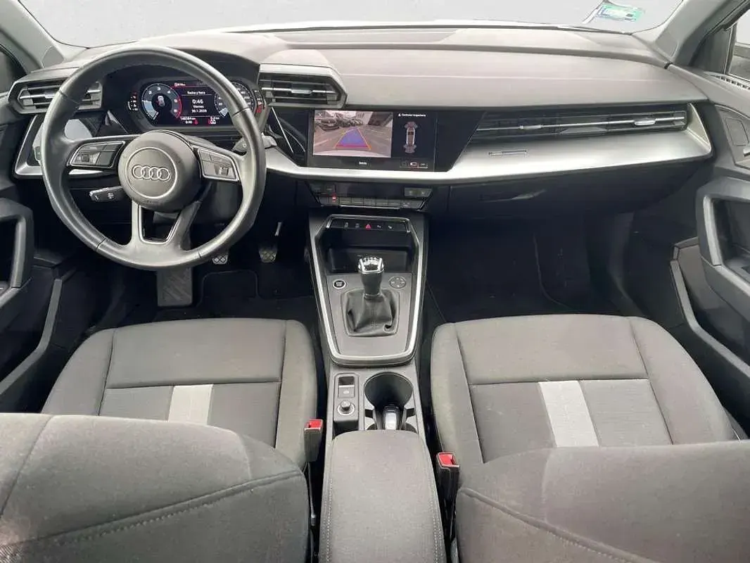 Usado Audi A3 Sportback Advanced 116 CV (85 kW) 2021 Blanco Utilitario