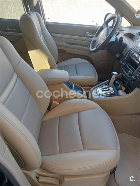 Usado Ssangyong (KGM) Rodius Limited 165 CV (121 kW) 2006 Negro Monovolumen