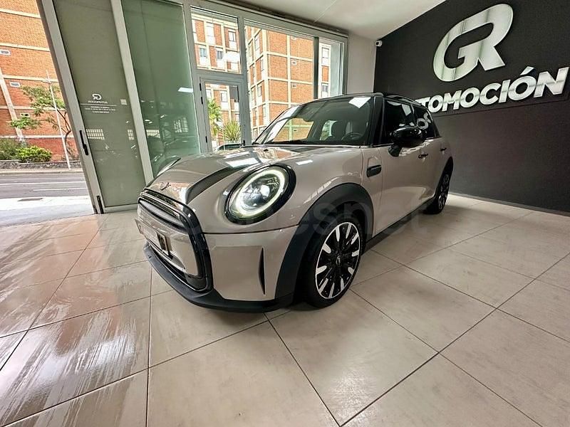 Usado Mini Cooper 136 CV (100 kW) 2023 Beige Utilitario
