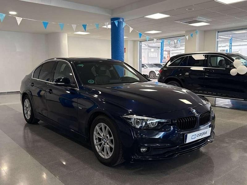 Käytetty BMW 320 Efficient Dynamics 163 HP (119 kW) 2018 Valkoinen Sedan