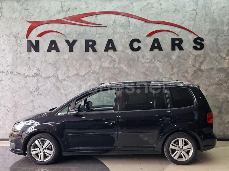 Usado VW Touran Sport 140 CV (102 kW) 2012 Negro Monovolumen
