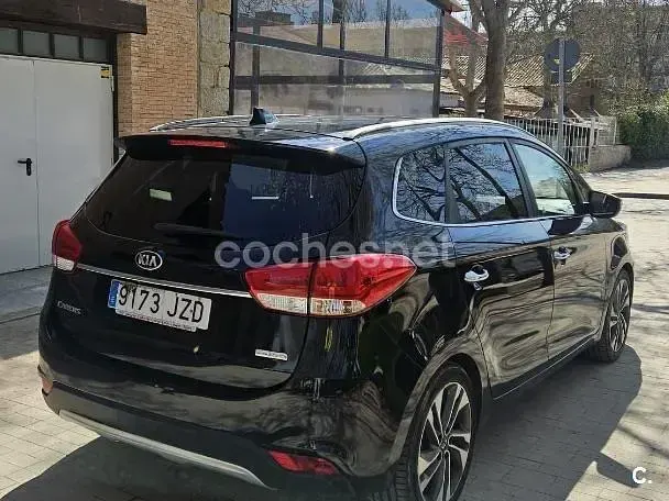 Usado Kia Carens 141 CV (103 kW) 2017 Negro Monovolumen