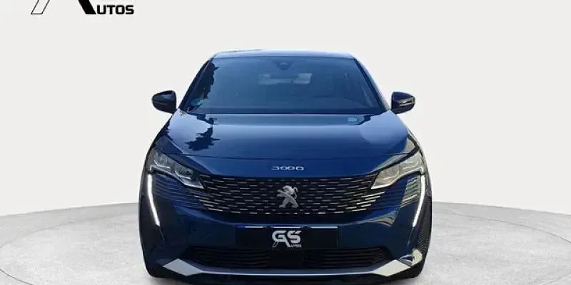 Usado Peugeot 3008 Allure 131 CV (96 kW) 2023 Azul SUV