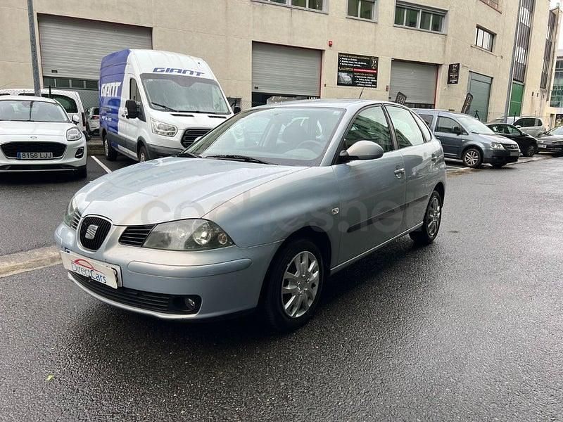 Usado Seat Ibiza 75 CV (55 kW) 2003 Azul Utilitario