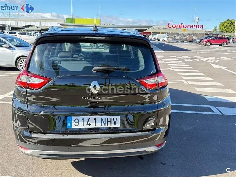 Usado Renault Grand Scénic IV Zen 110 CV (80 kW) 2017 Negro Monovolumen