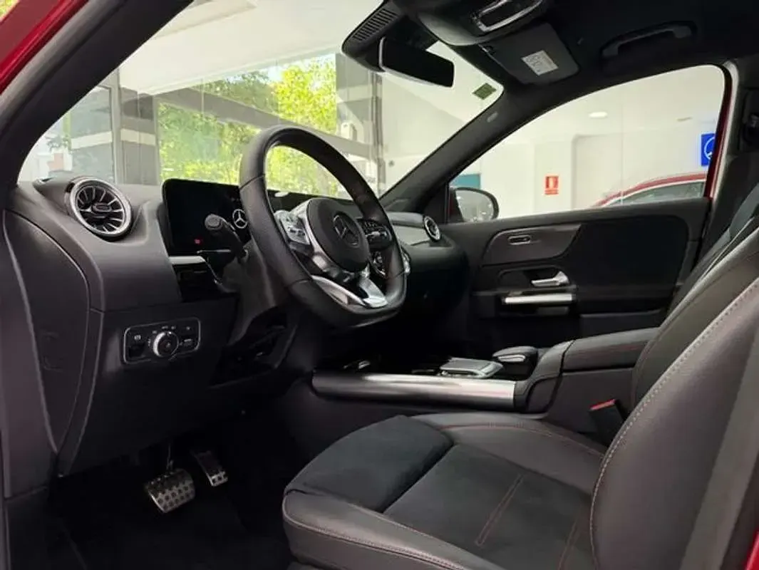 Usado Mercedes GLA200 163 CV (119 kW) 2022 Burdeos SUV