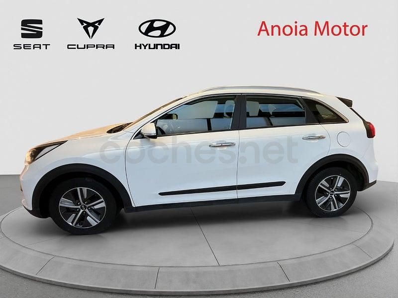 Usado Kia Niro 141 CV (103 kW) 2021 Blanco SUV