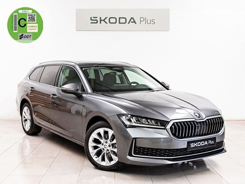 Gris Nuevo 2024 Skoda Superb Selection Familiar | 38.750 € (Precio justo) - Imagen 1/4