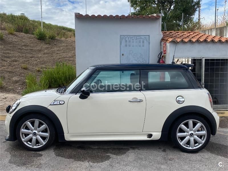 Beige Usado 2009 Mini John Cooper Works Utilitario | 9900 € (Buen precio) - Imagen 1/4