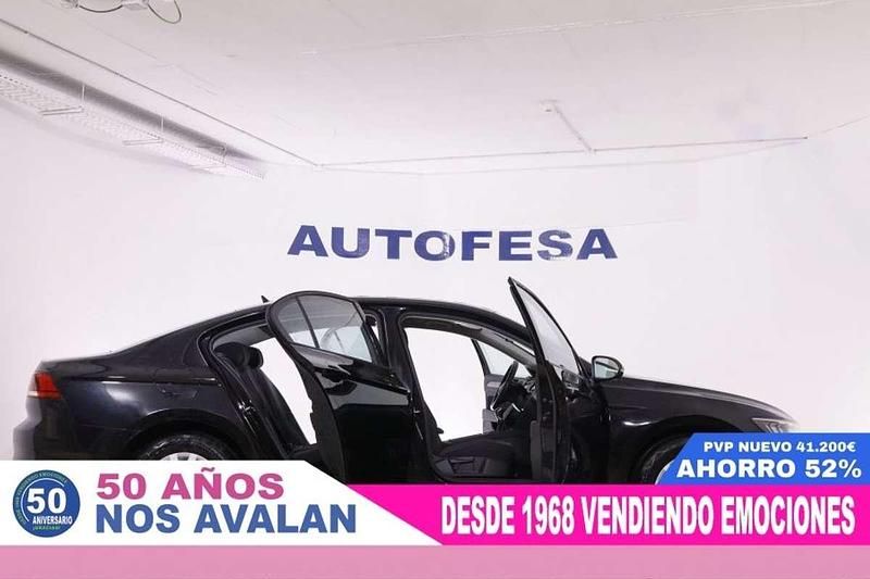 Usado VW Passat 150 CV (110 kW) 2020 Berlina