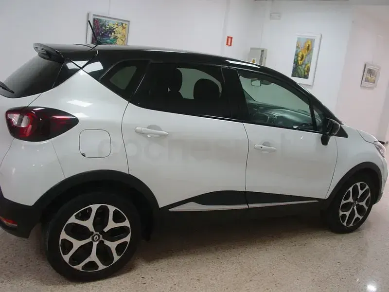 Usado Renault Captur Zen 90 CV (66 kW) 2019 Blanco SUV