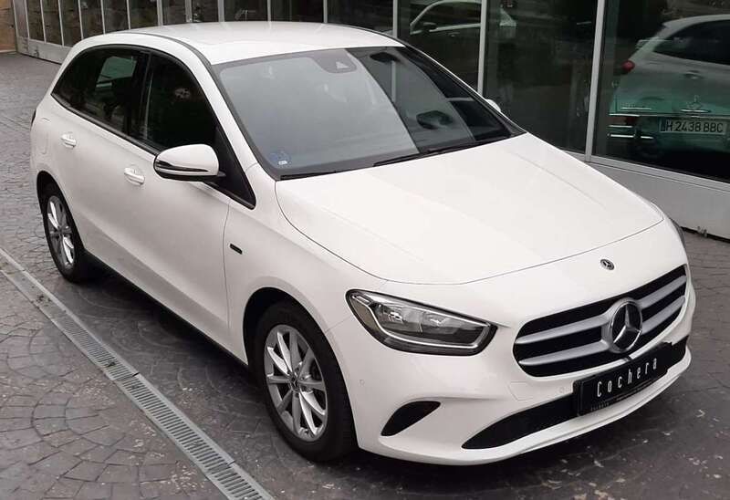 Blanco Usado 2021 Mercedes B250e Monovolumen | 22.900 € (Buen precio) - Imagen 1/4